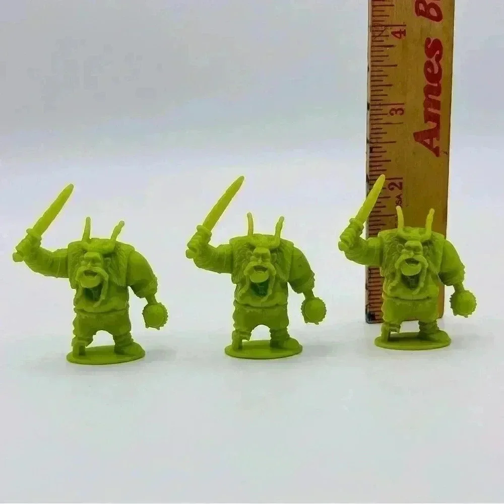 How to Train a Dragon Figure Gobber, Set of 3, Green - Picture 2 of 6